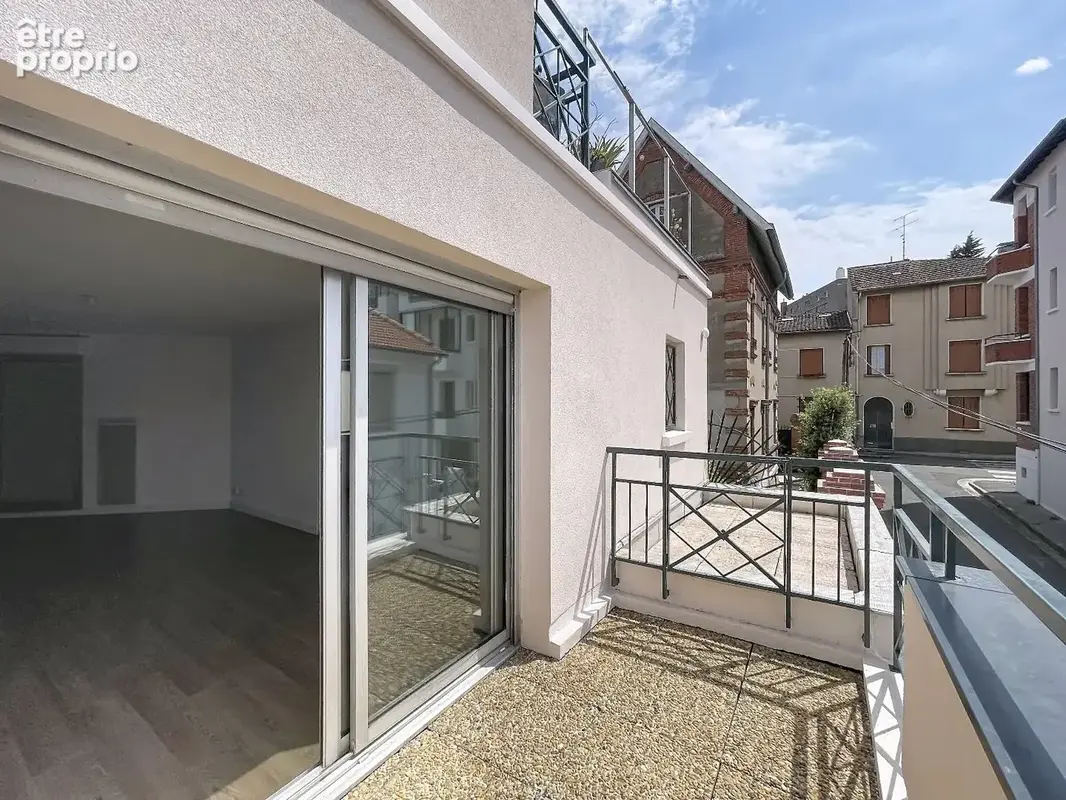 Toulouse Avenue Camille Pujol - T3 Traversant 62 mètres carrés- Dernier étage - Balcon Sud - Parking sous sol - photo 5