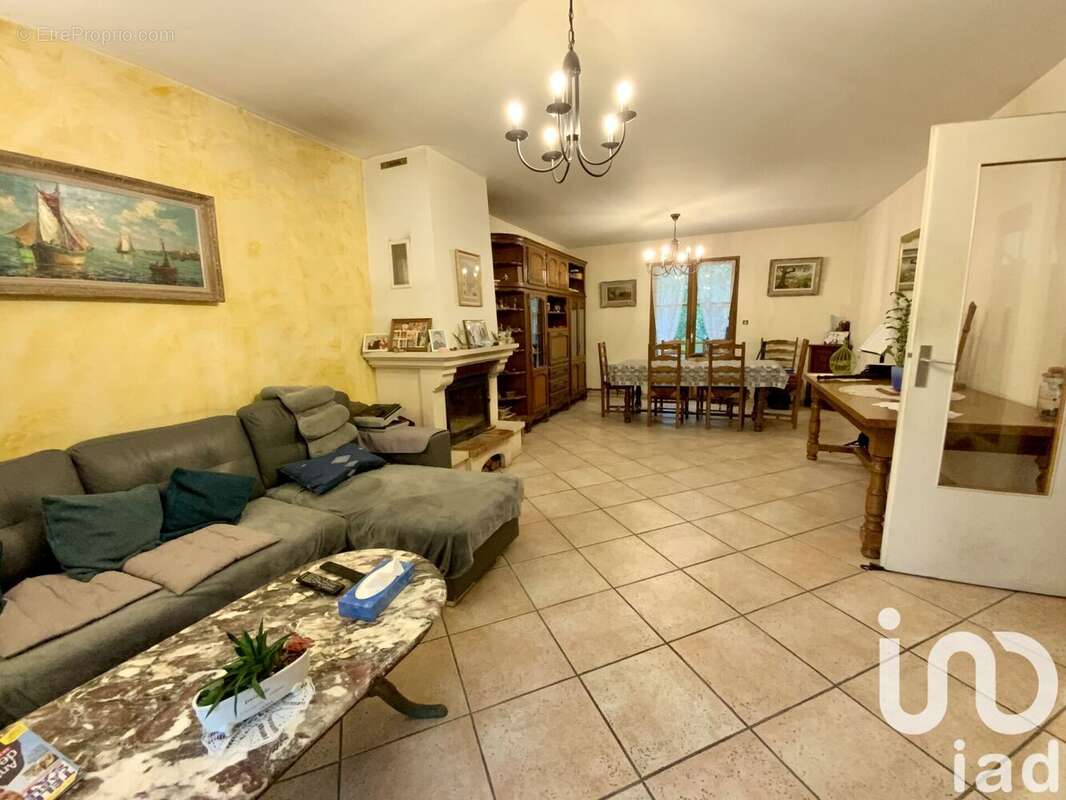 Photo 4 - Maison à LASSAY-SUR-CROISNE