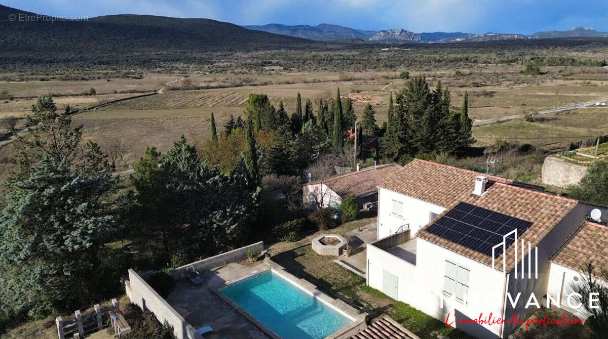 Maison à CLARET