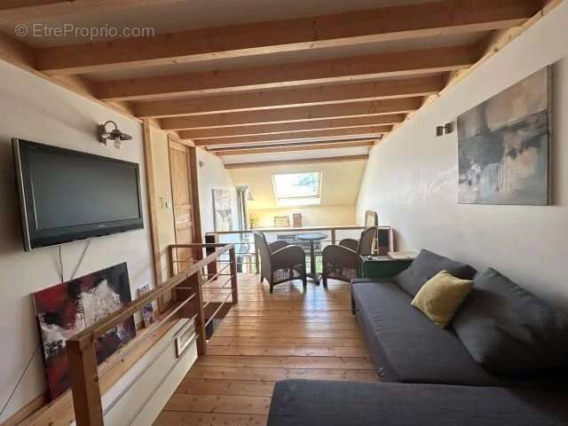 Appartement à VOVRAY-EN-BORNES