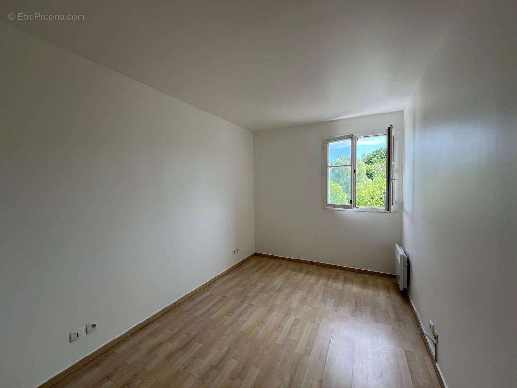Appartement à MAGNY-LE-HONGRE