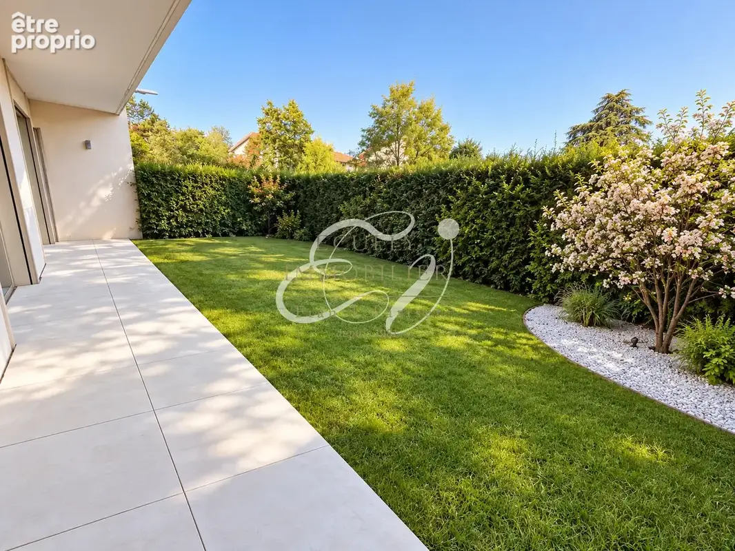 Écully centre   appartement de 102 m2 avec terrasse, jardin privatif - photo 4