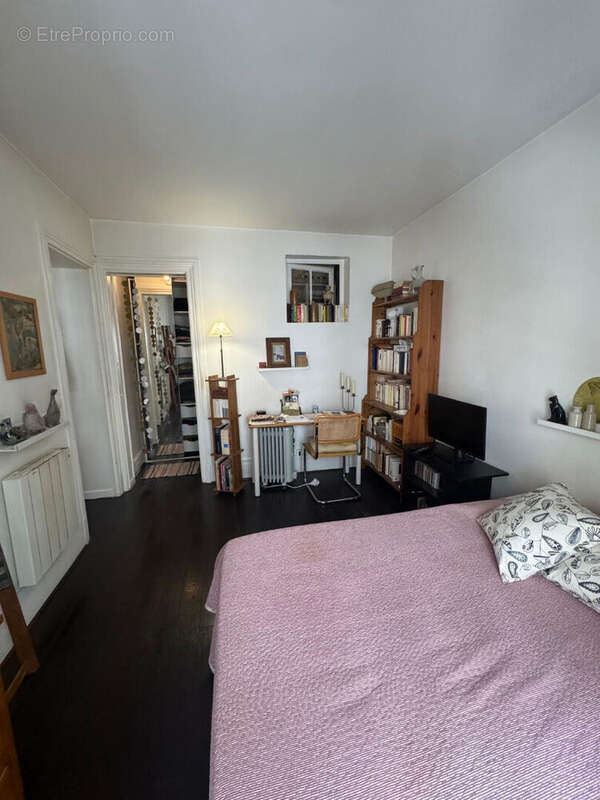 Appartement à PARIS-11E