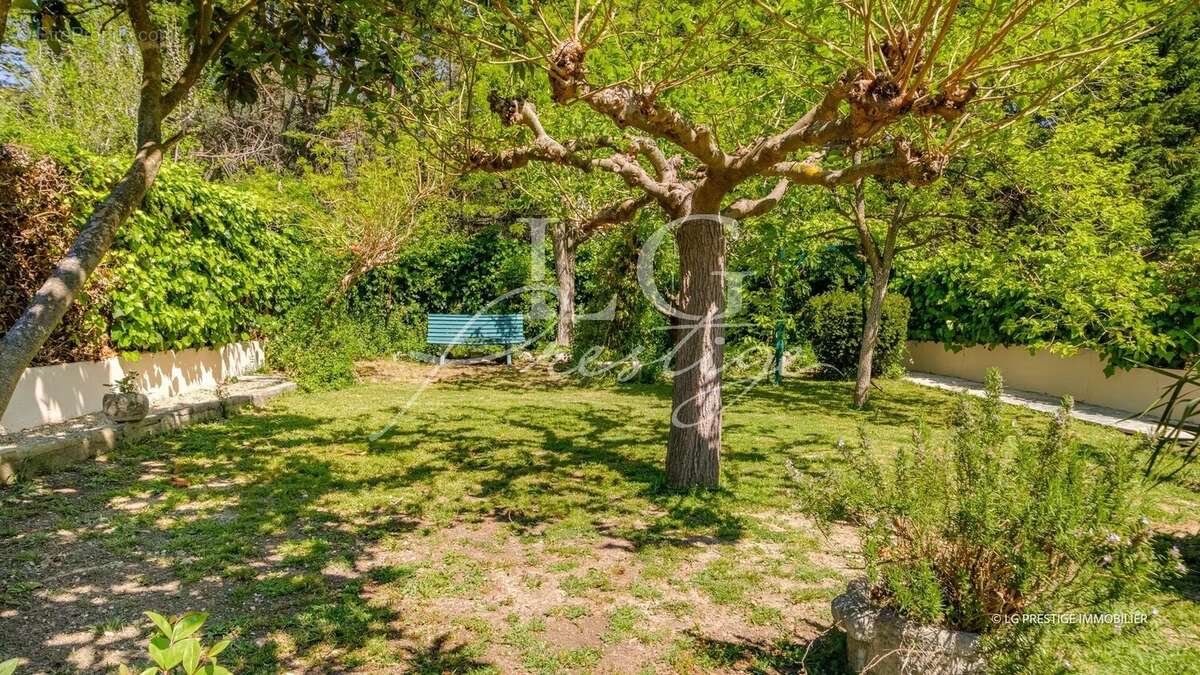 Mougins, Maison de plain-pied avec piscine - photo 10