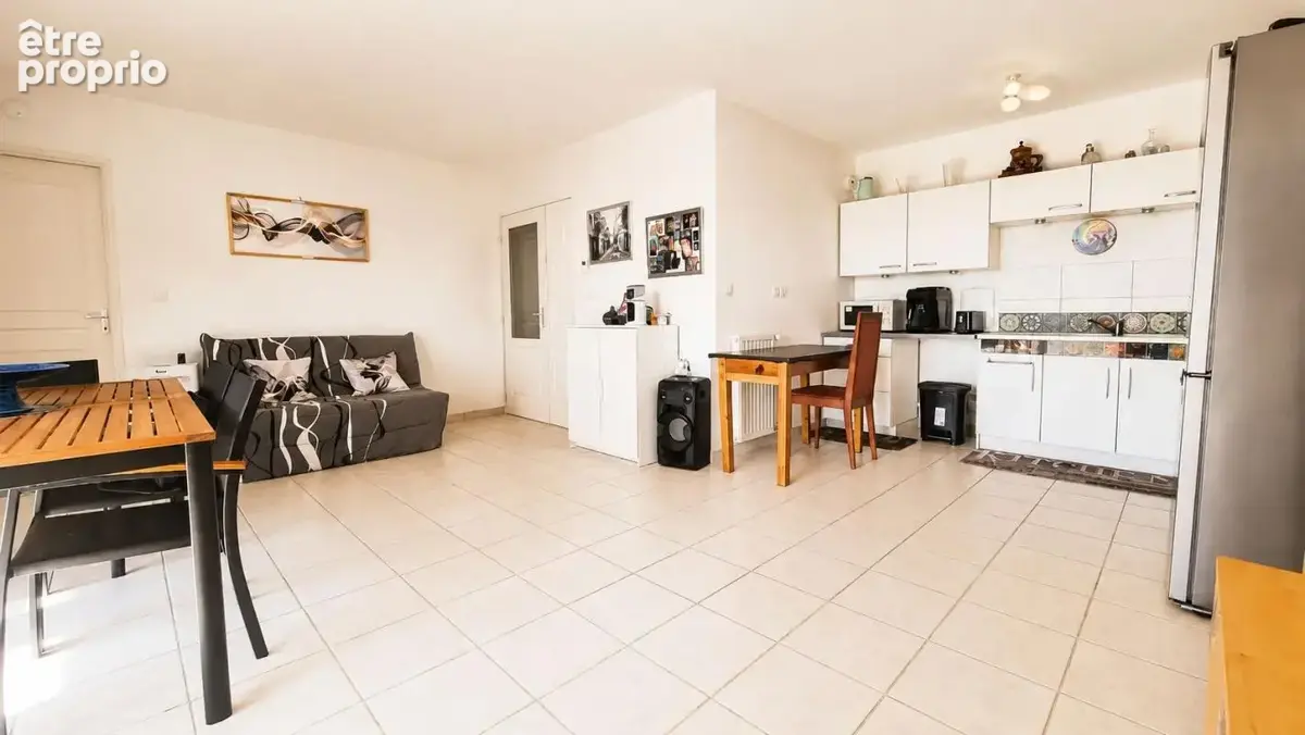 Appartement au centre de CHARNAY LES MACON - photo 3