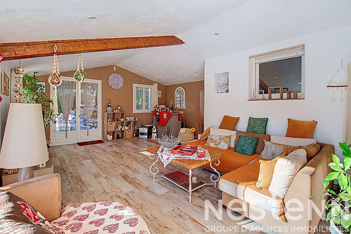 Maison à TRANS-EN-PROVENCE