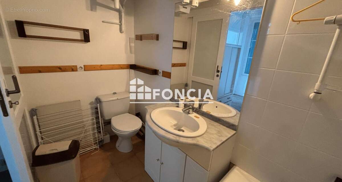 Appartement à COMBRIT