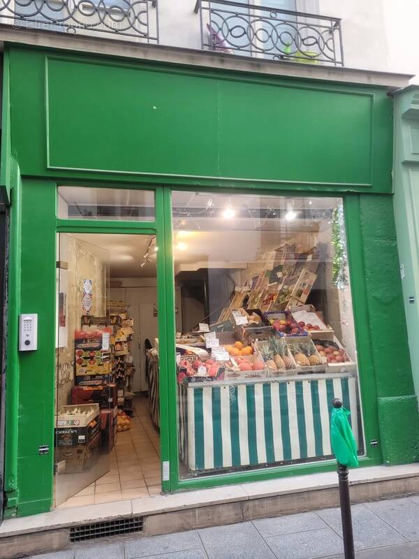 Commerce à PARIS-3E