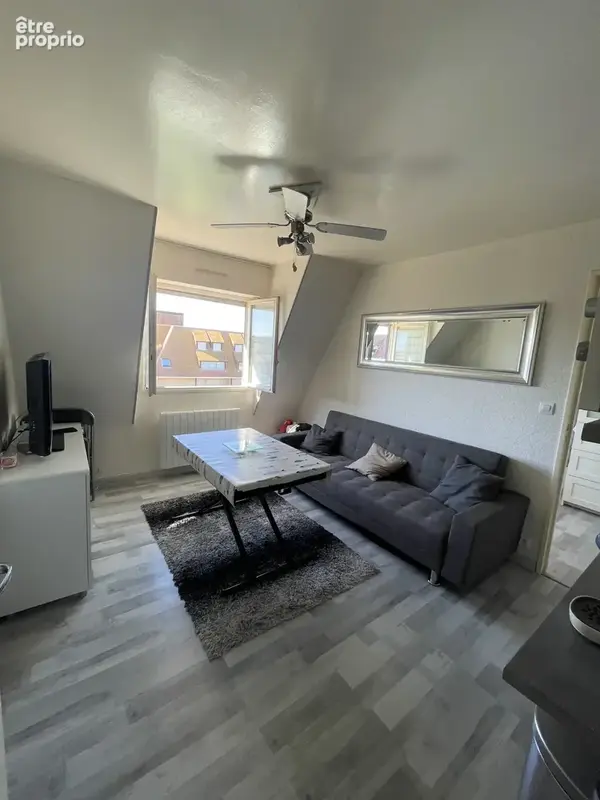 Appartement 2 pieces 25m2 renové vue mer ! vendu meublé ! - photo 3