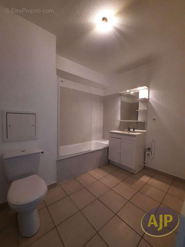 Appartement à PONS