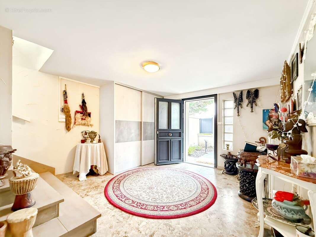 Maison à CHAMPIGNY-SUR-MARNE