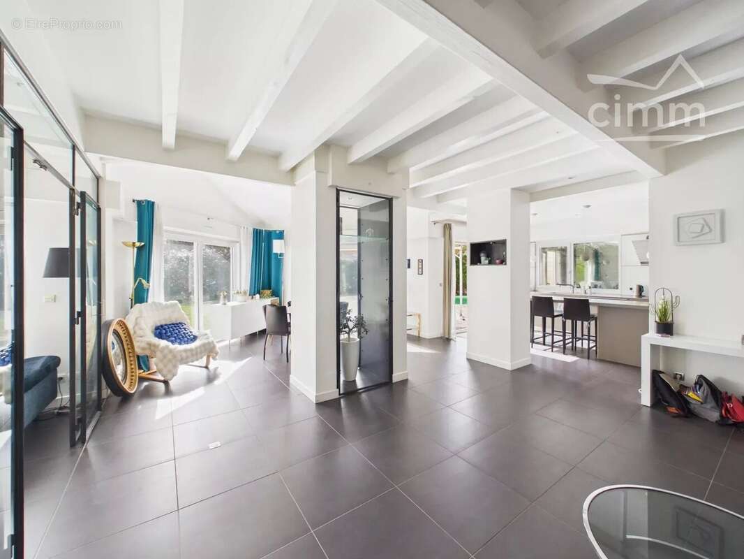 Maison à SAINT-MARTIN-LE-VINOUX