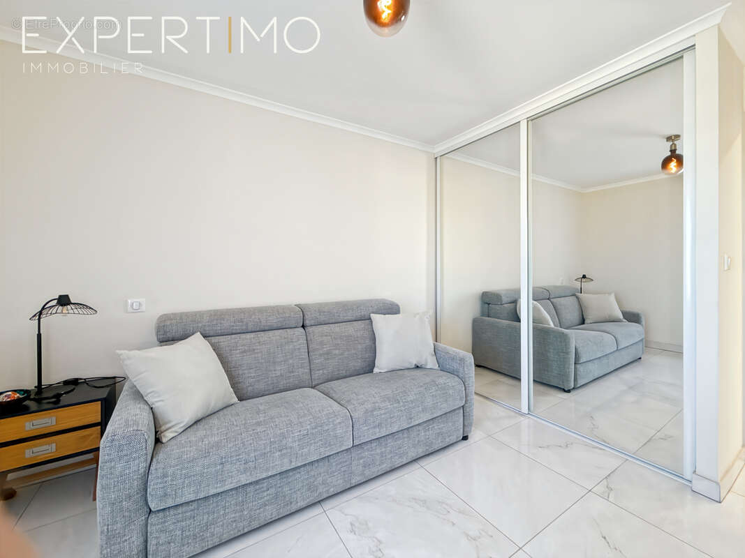 Superbe appartement de type 3 avec loggia de 14,4 M2 secteur Récanettes - photo 12