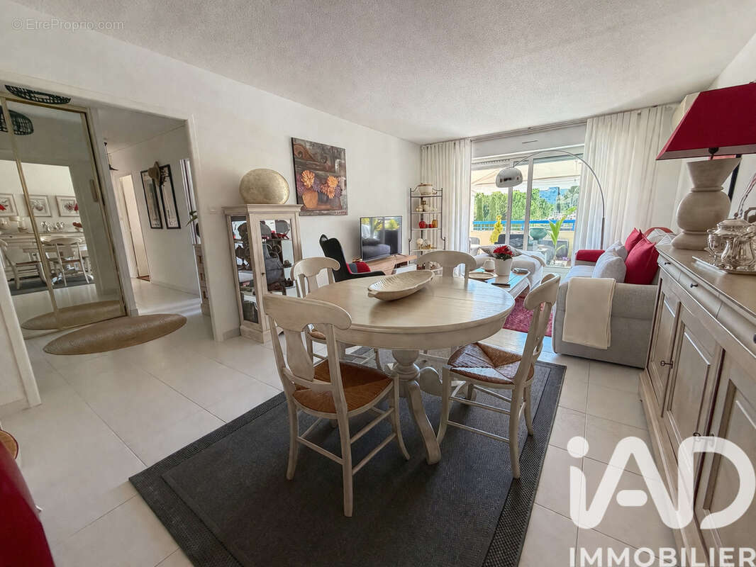 Photo 7 - Appartement à MANDELIEU-LA-NAPOULE