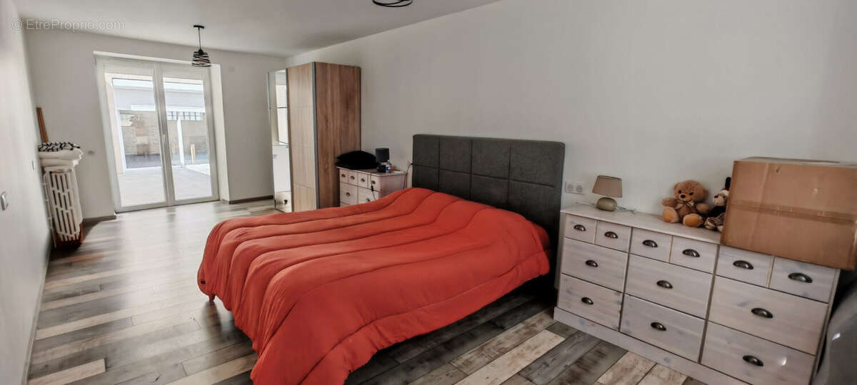 Maison 210 m² à Troissy  - photo 6