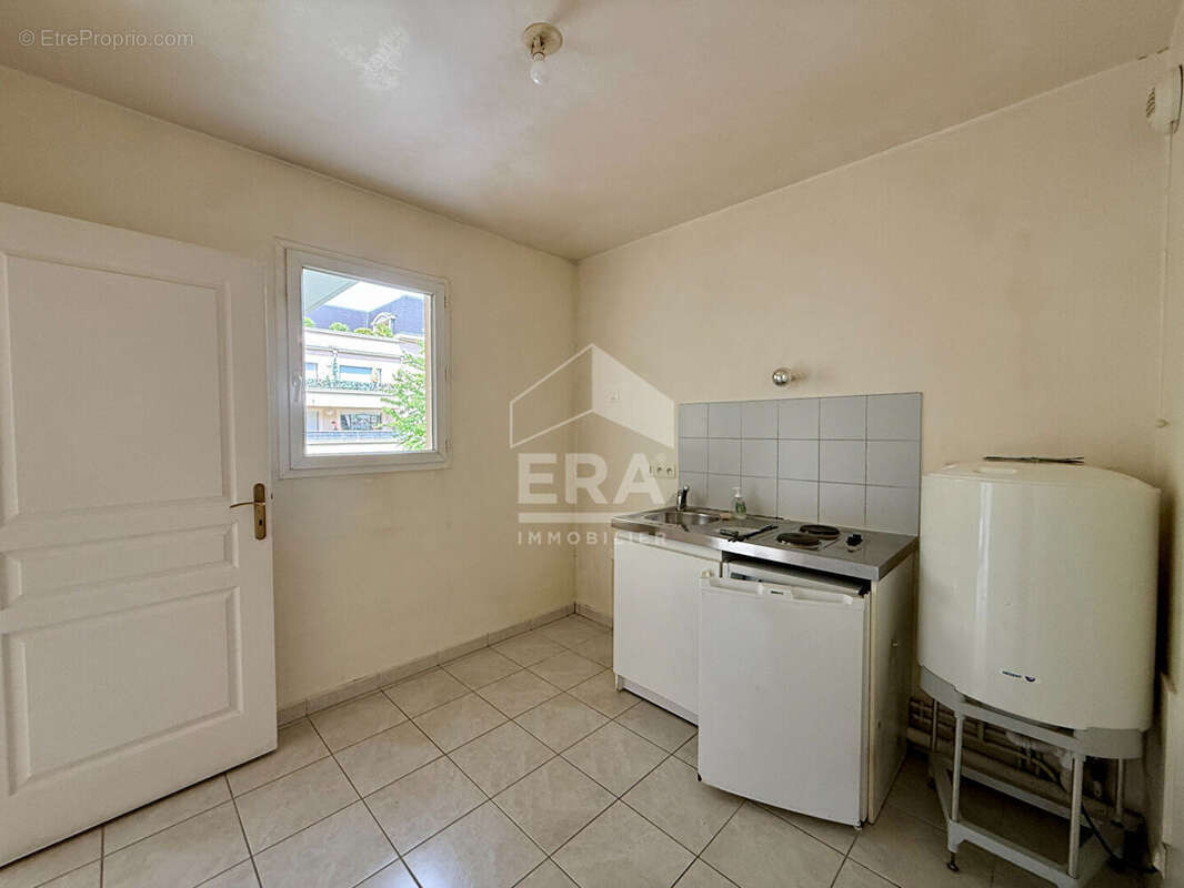Appartement à EMERAINVILLE