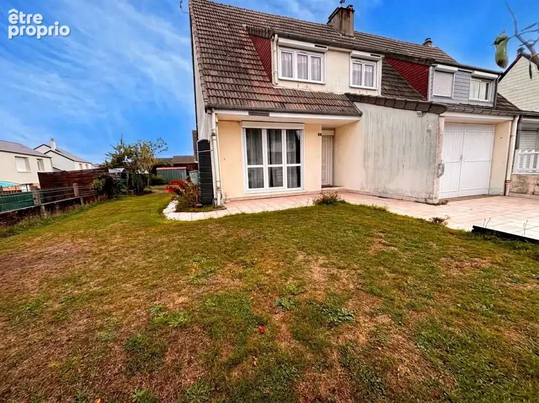 Maison à BREHAL