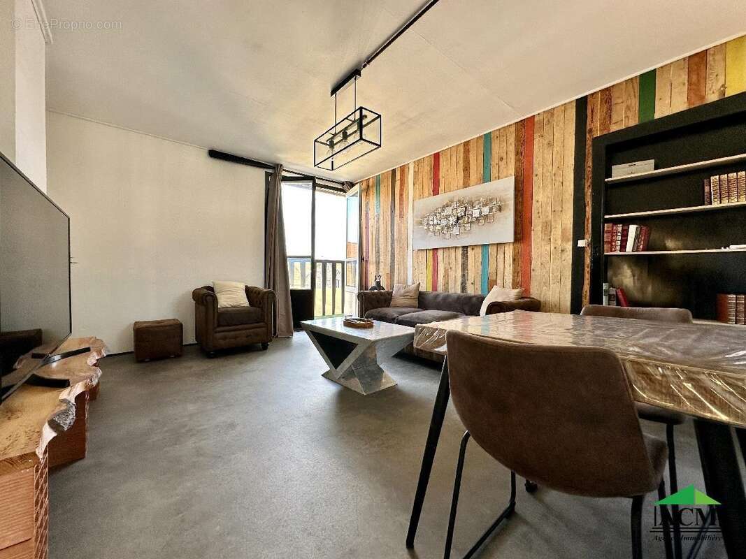 Appartement à MERY-SUR-OISE