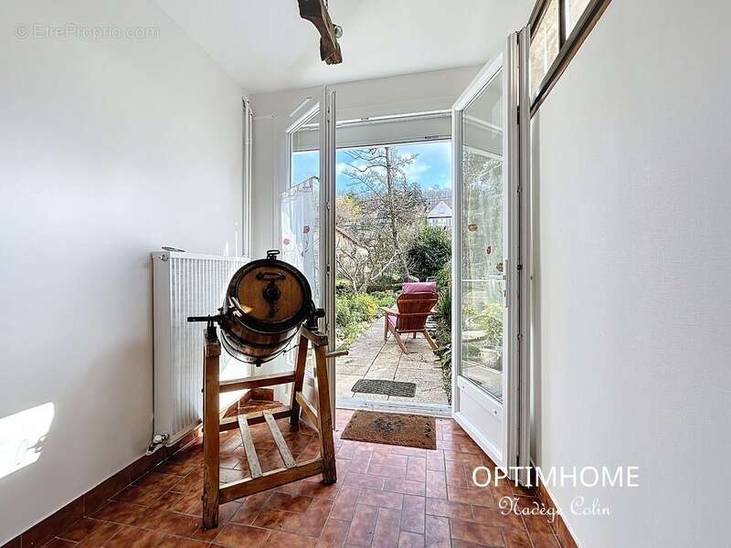 Maison à SAINT-REMY-LES-CHEVREUSE