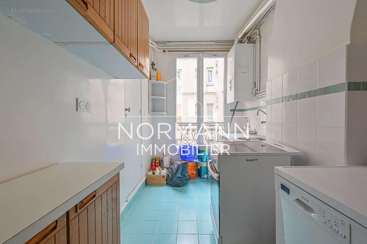 Appartement à PARIS-14E