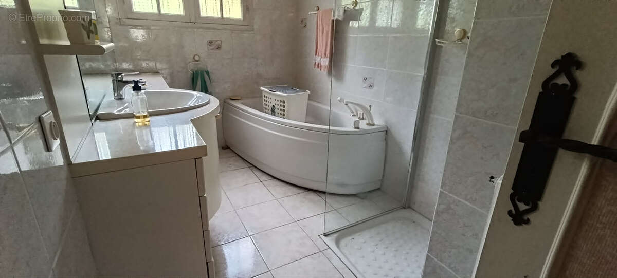 Charmante proprièté à Ganges de 207 m2 environ - photo 11