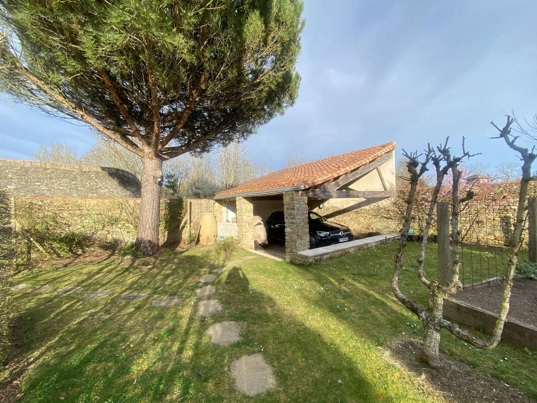 Maison à TALMONT-SAINT-HILAIRE