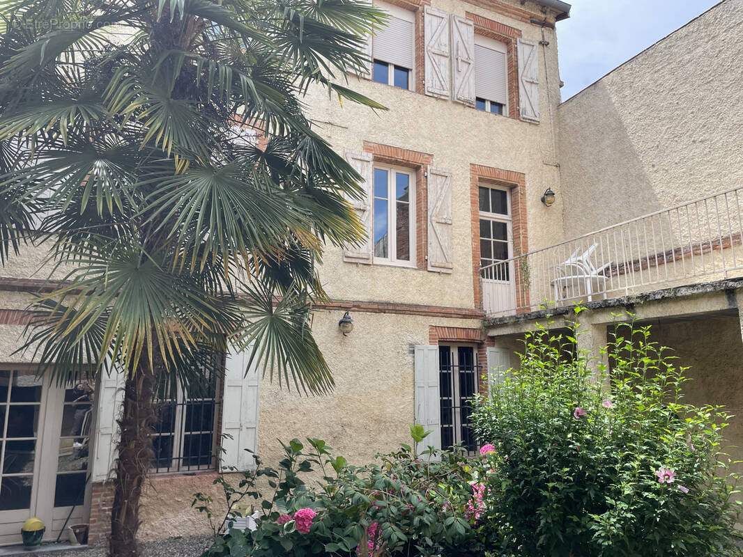 Maison à CASTELSARRASIN