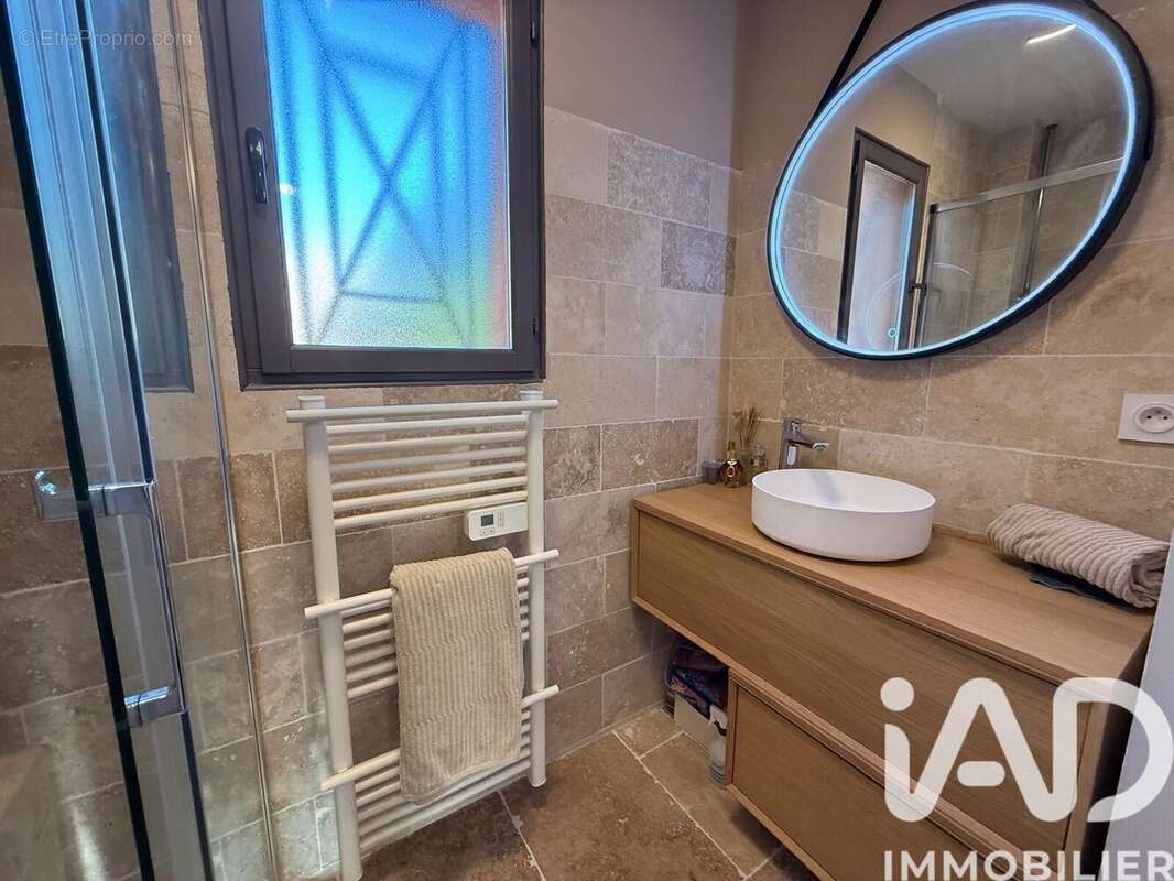 Photo 6 - Maison à SAINT-LAURENT-DU-VAR