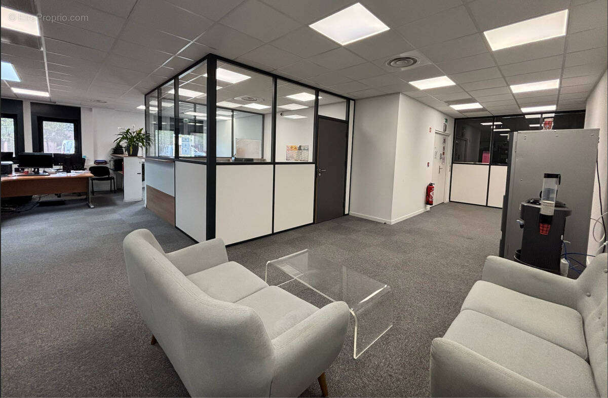 Commerce à VENISSIEUX