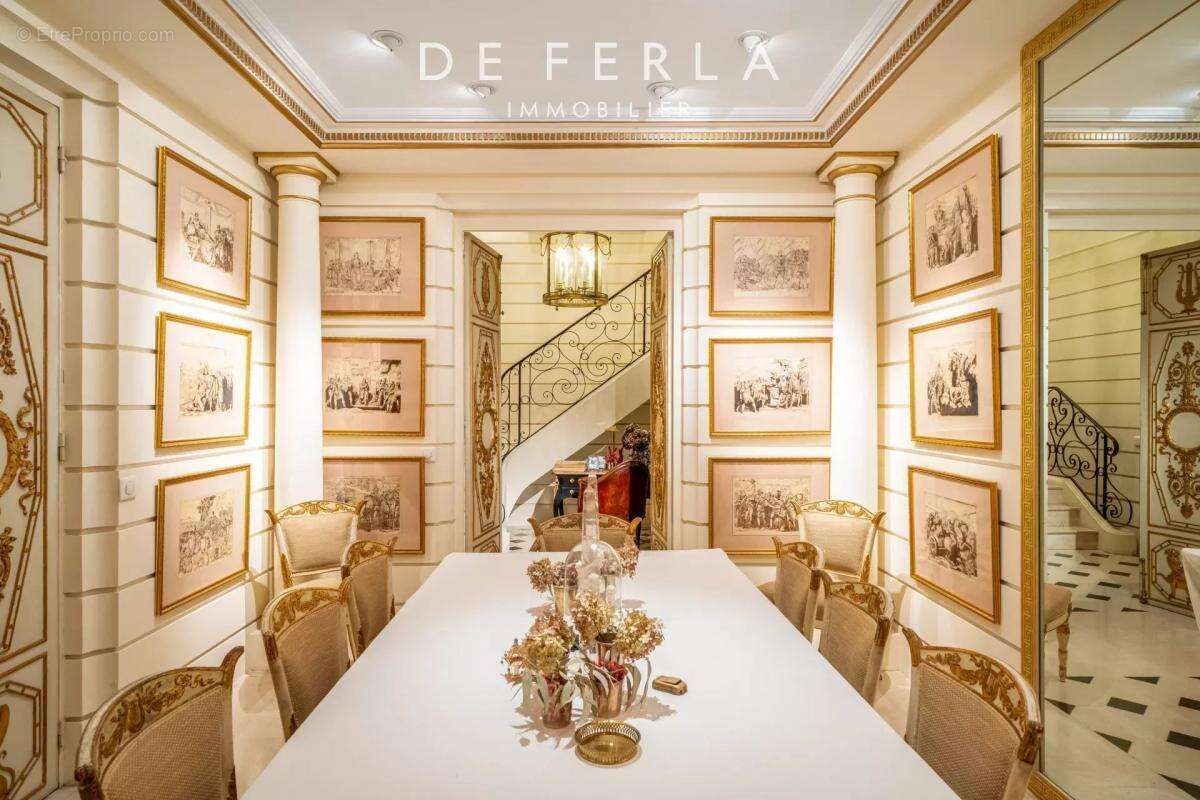 Appartement à PARIS-1E