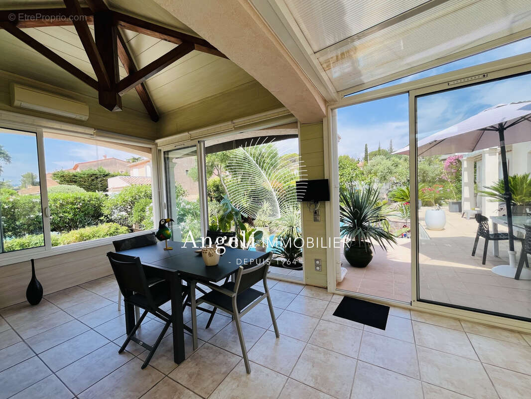 Maison à FREJUS