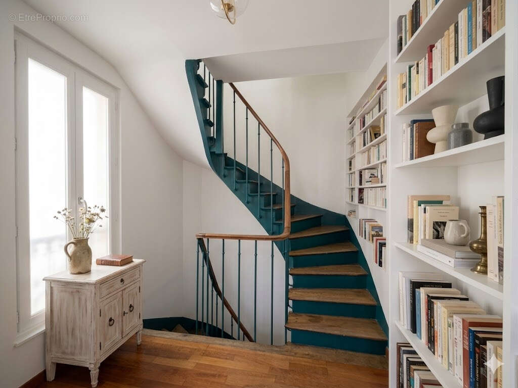 Appartement à PARIS-20E