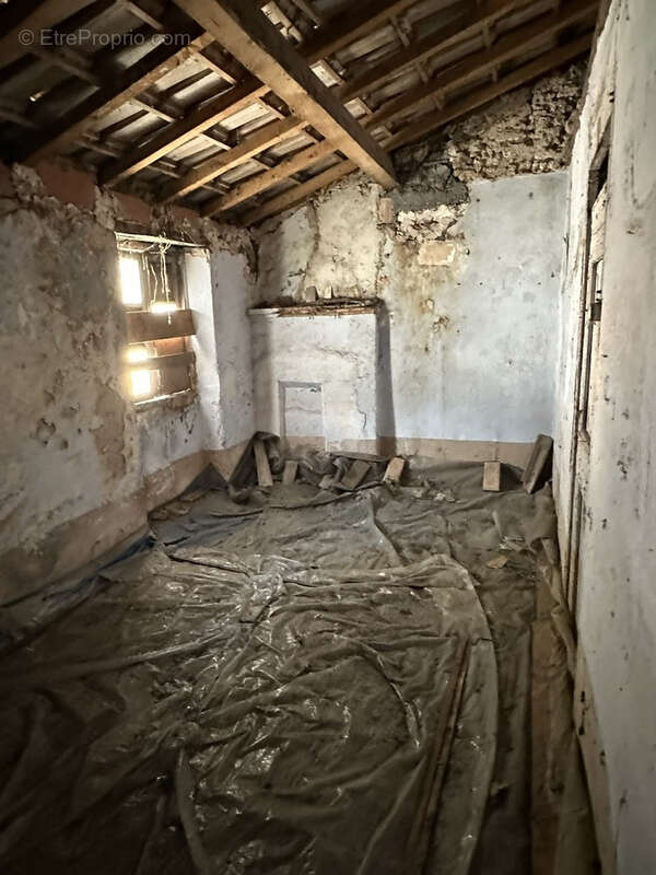 Appartement à UTELLE