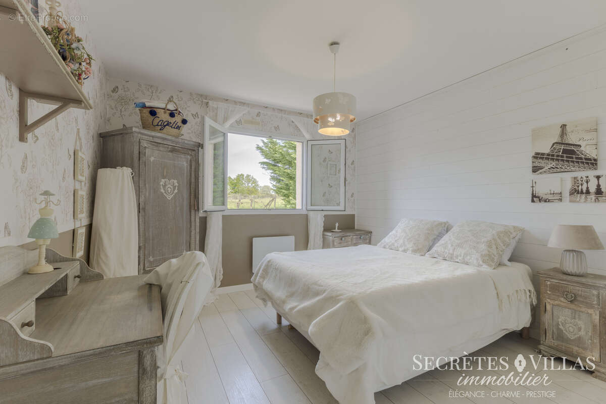 Maison à CARIGNAN-DE-BORDEAUX