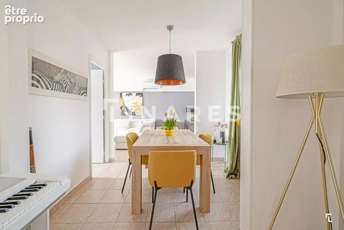 PLEIN CAP - Appartement T5 de 93 m2 - Terrasse  - Stationnement - Vue Cap Canaille et mer - 13260 CASSIS - photo 7