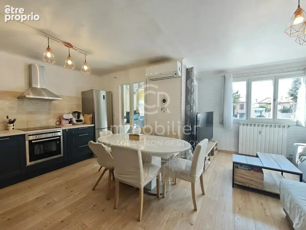 T4 traversant 67.44m² bocca sud garage+cave - photo 2
