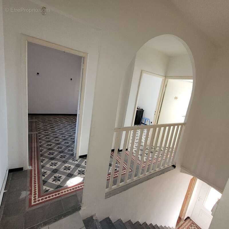 Maison à SAINT-MARTIN-DE-VALGALGUES