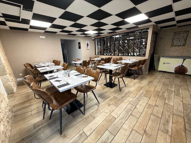 Commerce à SAINT-AULAYE