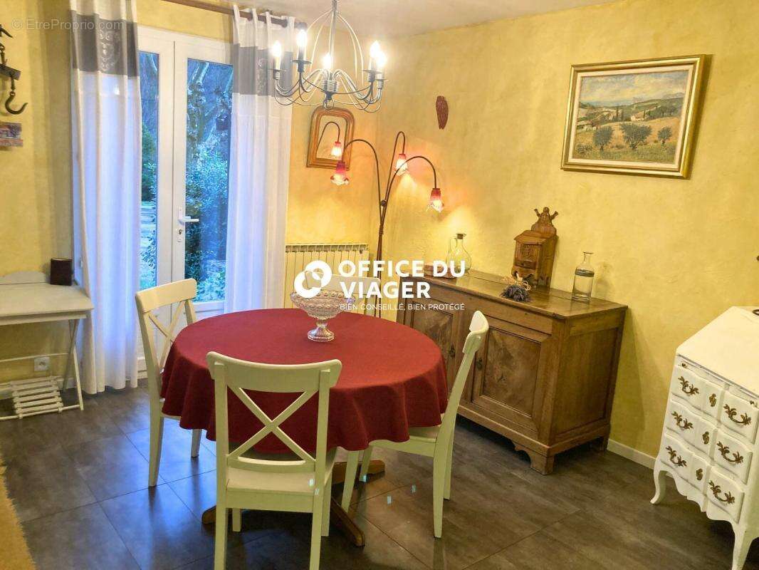 Maison à BEAUMES-DE-VENISE