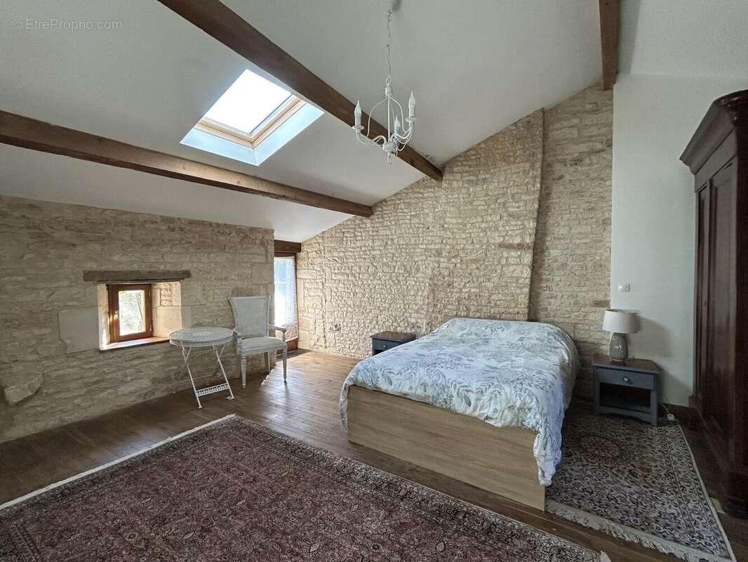 Une ferme de caractère avec annexe/gîte - photo 5
