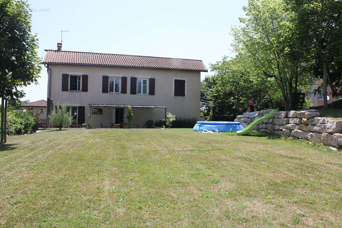 Maison à VILLARS-LES-DOMBES