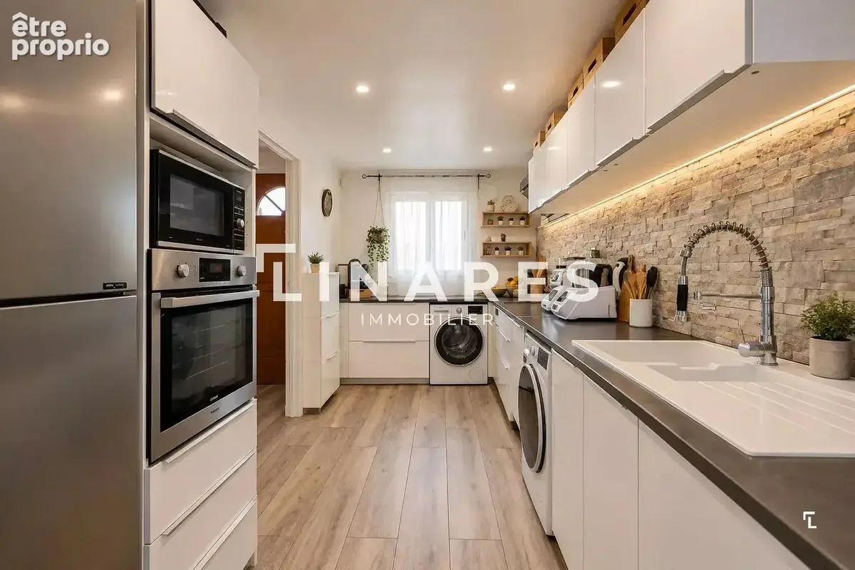LE COCON - Maison de village T4 de 96m² - Terrasse de 26m² - 13011 LA VALENTINE - photo 3