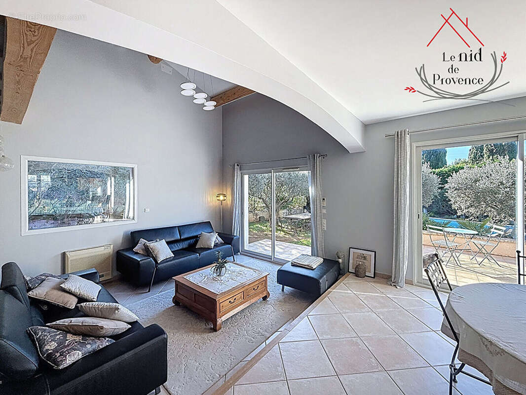 Maison à BEAUMES-DE-VENISE