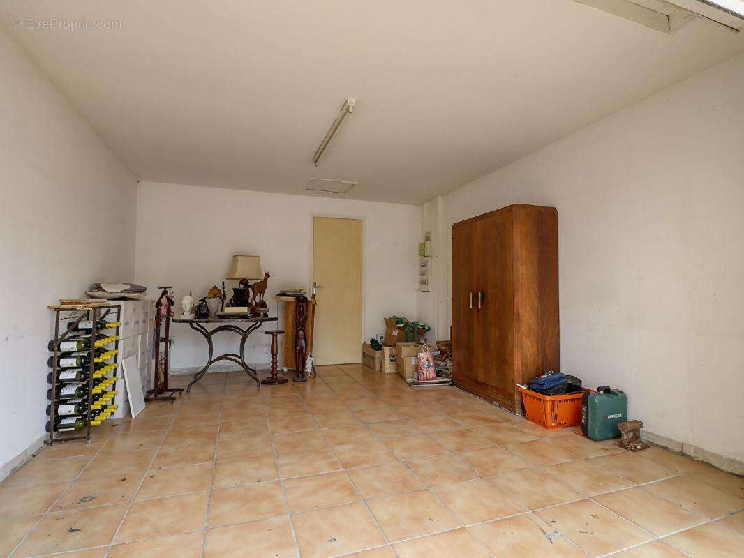 Maison de plain-pied de 110 m² - 3 chambres - Garage - Véranda -Terrain de 682 m² - photo 18