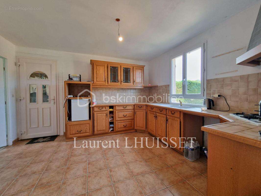 Maison à NEUVY-EN-SULLIAS