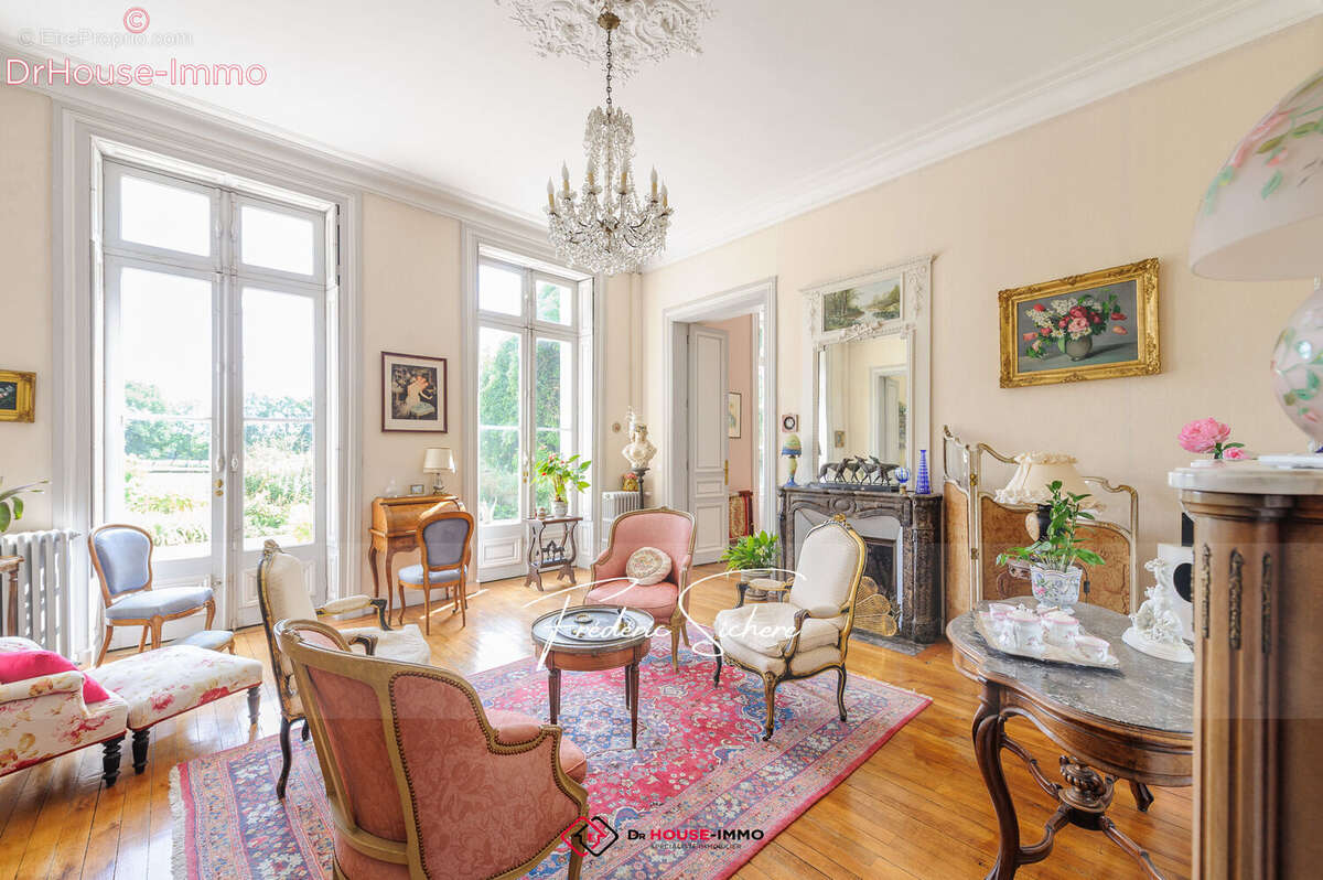 Maison à SAINT-JEAN-D&#039;ANGELY