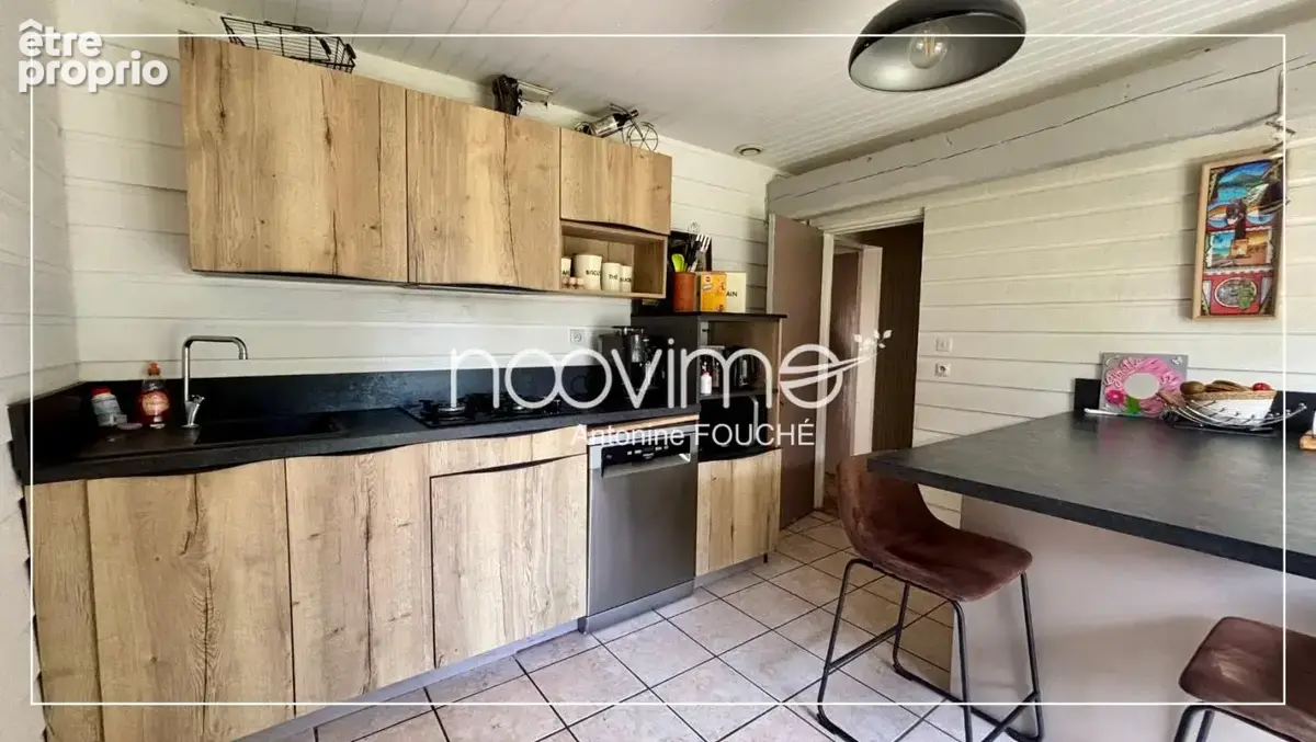 Maison 112 m² à Saint-Pere-En-Retz  - photo 2