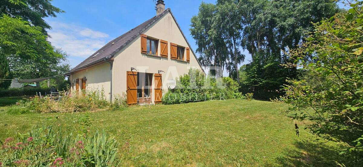 Maison à SAINT-PIERRE-DES-NIDS