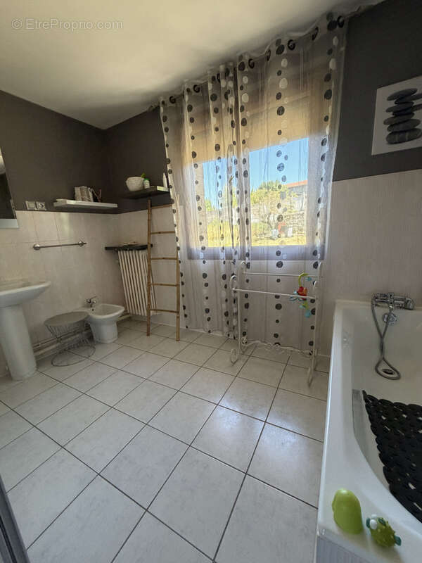 Maison en pierre (223 m2) avec terrain 1102 m2 à jonzieux 42 (pilat) - photo 20