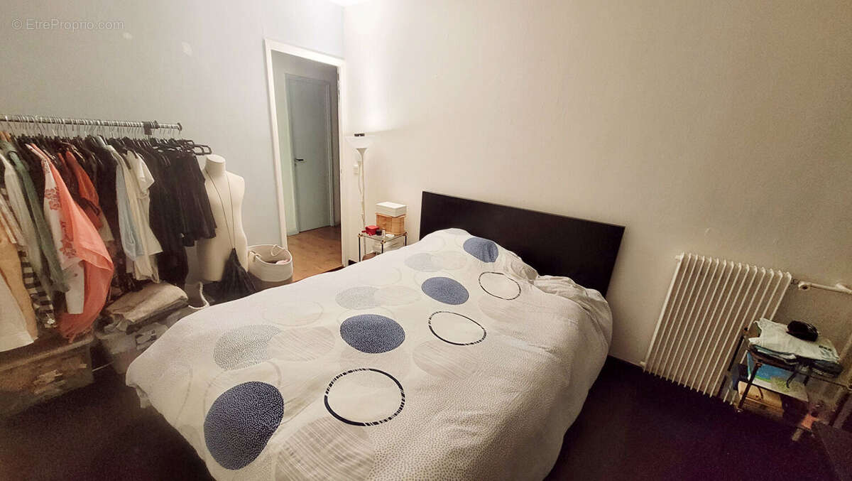 Appartement à LE COUDRAY-MONTCEAUX